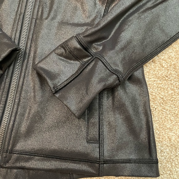 Lu Lu Lemon black jacket size 8 - Picture 5 of 12